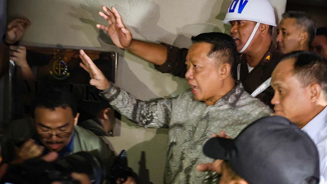 Eks Jampidsus Febrie Adriansyah Merasa Dikriminalisasi