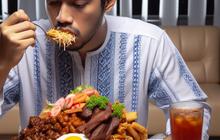Konsumsi Kalori Berlebih saat Puasa Jadi Penyebab Utama Berat Badan Naik
