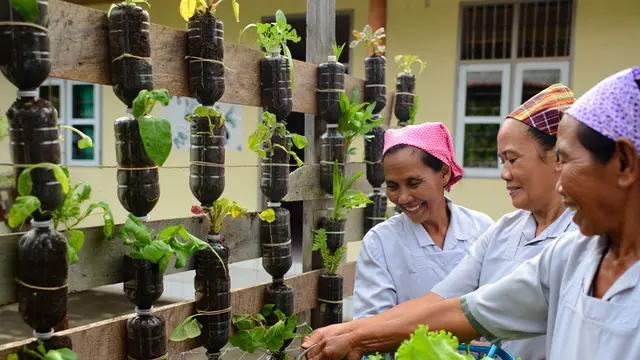 Ide Kebun Sayur untuk Paguyuban Ibu-ibu Paroki (AI)