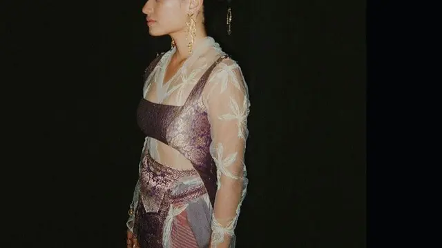 8 Gaya Arawinda Kirana dengan Kain Nusantara, Aktris Muda yang Tengah Disorot karena Isu Perselingkuhan