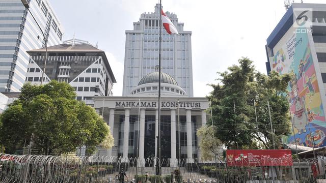 Pengawalan Ketat Gedung MK Jelang Sidang Putusan