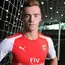 Calum Chambers adalah pemain sepak bola Profesional asal Inggris yang sekarang membela Arsenal