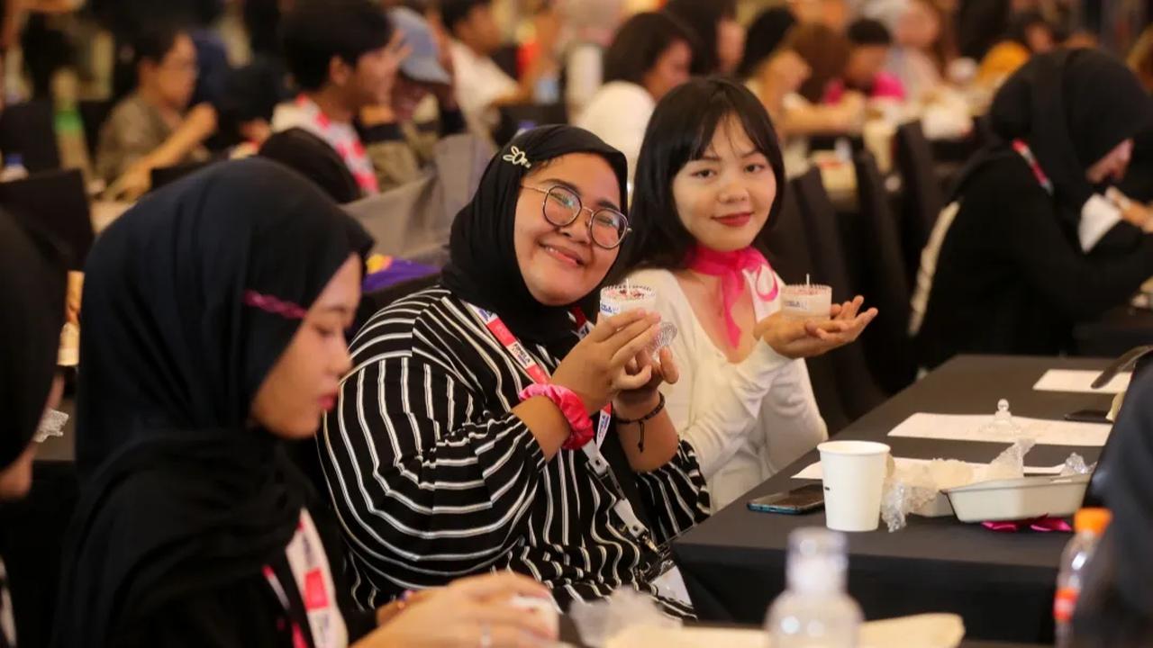 1. Workshop Membuat <i>Scented Candle</i> yang Menarik  Diikuti