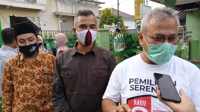 Ketua KPU Arief Budiman berkunjung ke Tuban, Jawa Timur. (Foto: Liputan6.com/Ahmad Adirin)