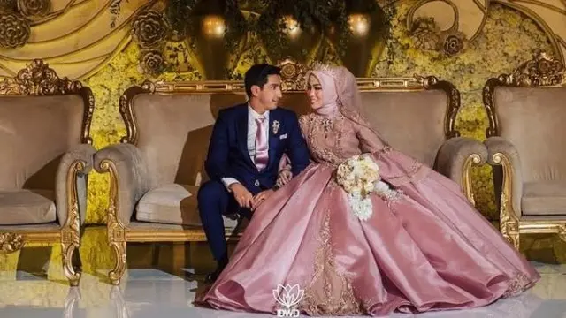 Medina Zein menikah (Instagram/lukmanazhari18)