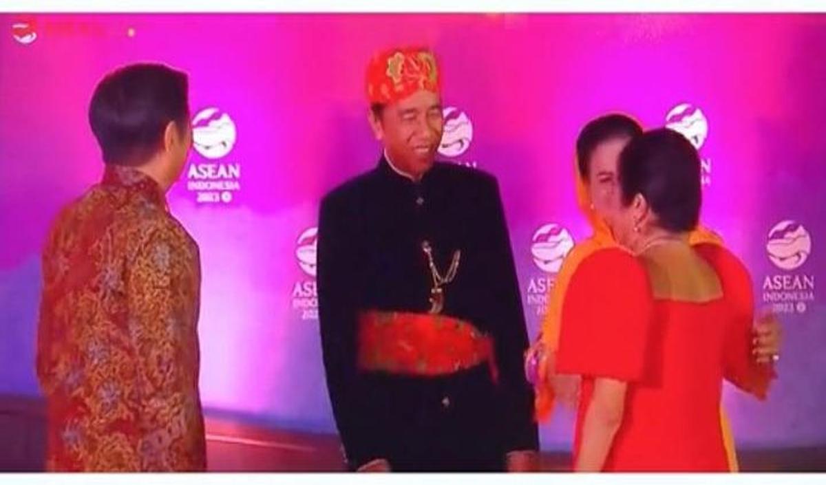 Pertemuan Iriana dan Louise Marcos