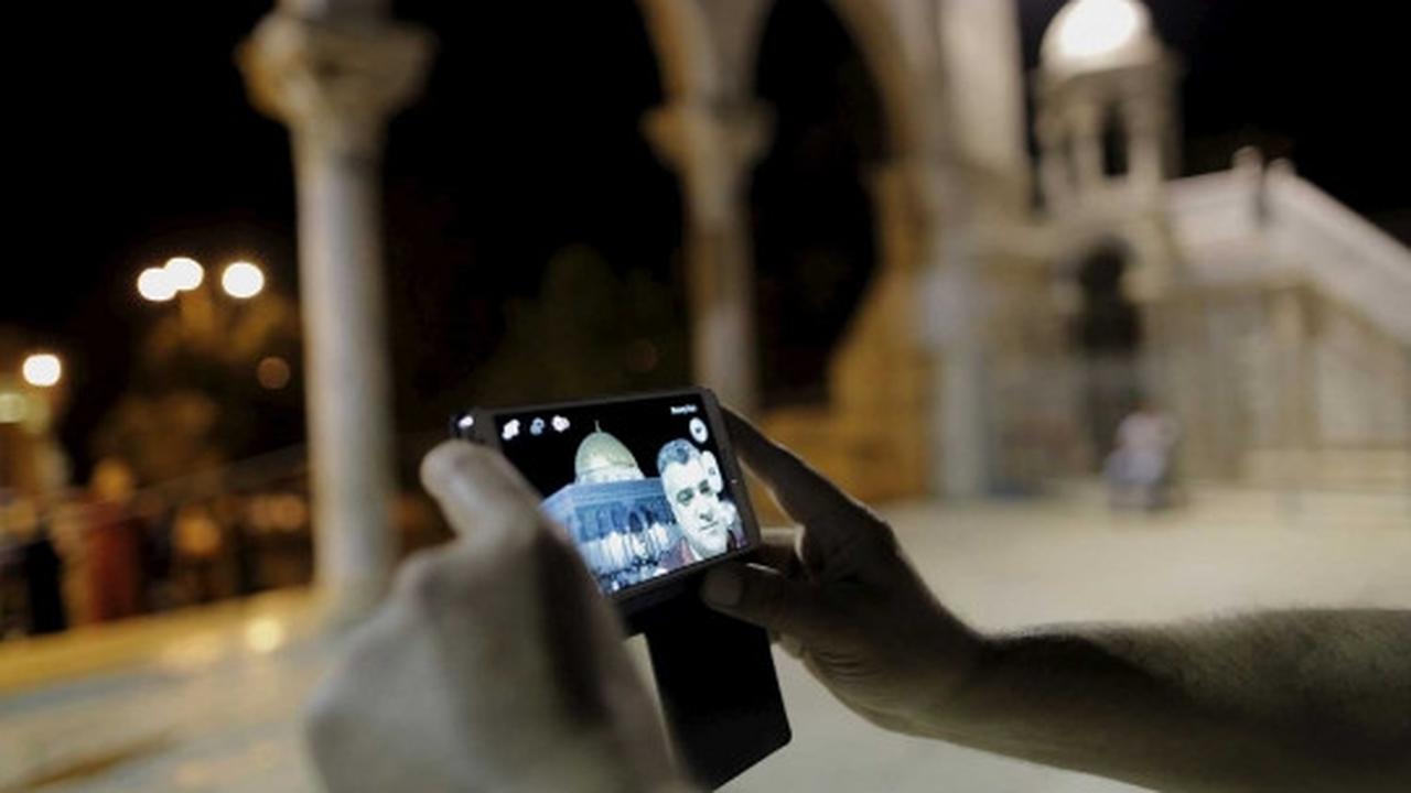 Ramadan, demam selfie mewabah di Kubah Batu Yerusalem