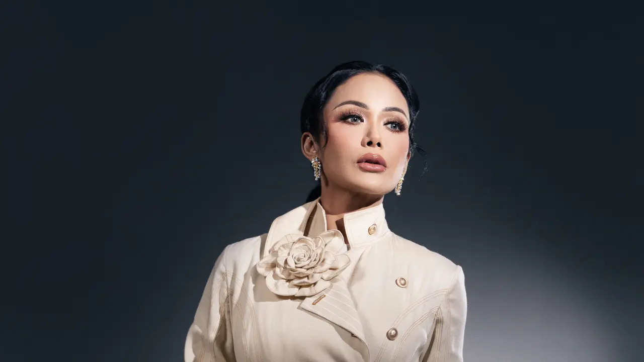 POISE kolaborasi Ayu Dyah Andari for Krisdayanti
