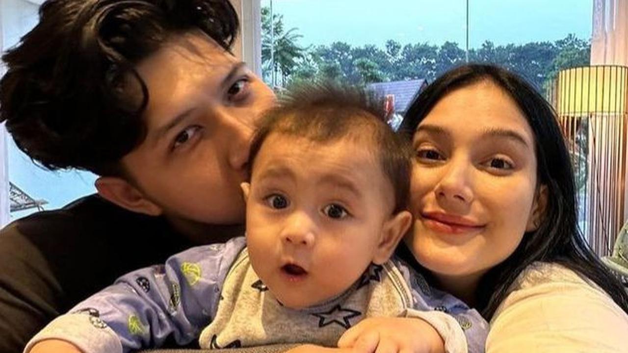 Aditya Zoni dan Yasmine Ow resmi menikah pada 28 Desember 2021.