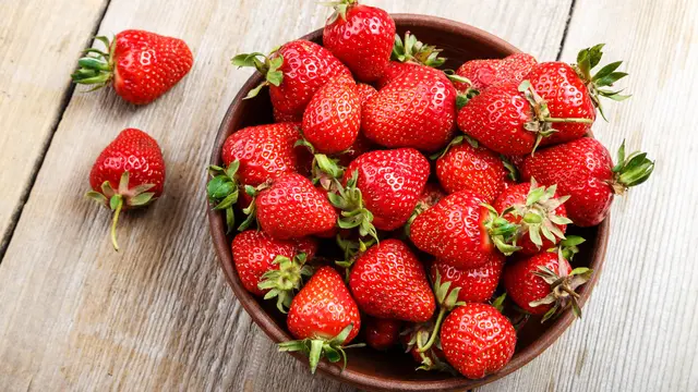 Manfaat Strawberry