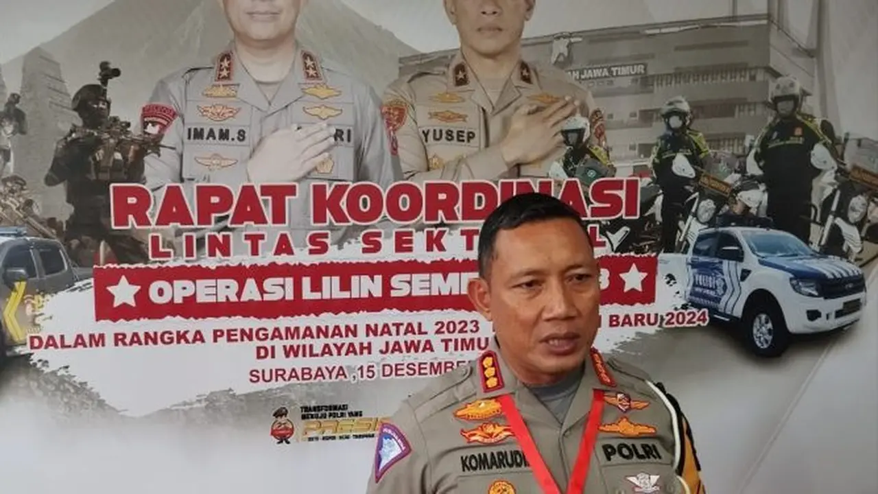 DirektDirektur Lalulintas (Dirlantas) Polda Jatim Kombes Pol Komarudin. (Foto: tribratanews)r Lalulintas (Dirlantas) Polda Jatim Kombes Pol Komarudin. (Istimewa)
