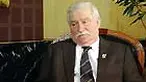 "Kami juga merasakan penindasan dan kediktatoran. Dalam hal ini, kita sama dan transisi juga serupa," tutur peraih Nobel Perdamaian Lech Walesa. 