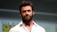 Hugh Jackman adalah seorang aktor, penyanyi dan produser yang berasal dari Australia, namun berdomisili di Amerika.