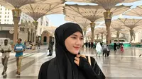 6 Potret Erina Gudono Umrah, Penuhi Nazar Kaesang Pangarep Terbangkan Tim Paspampres ke Tanah Suci