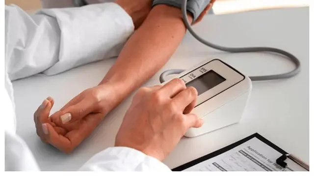 Kolesterol Tinggi. (foto: Pinterest/KORAN MANDALA).