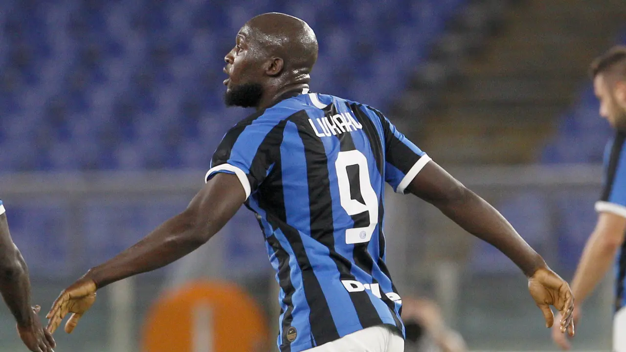 Penalti Lukaku Selamatkan Inter Milan dari Kekalahan Atas Roma