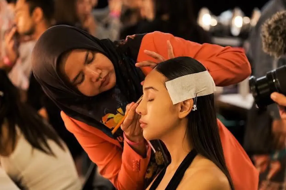 MUA Indah Aini