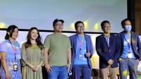Pasangan food vlogger Indonesia, Kenneth Chandra dan Gratiana Lianto. Kiri ke kanan: dr. Laila Aidi (Moderator), Ken and Grat, dr. Ariel Pradipta, MRes, Ph.D (Senior Research Fellow tanyaDNA), dr. Yassin Bintang , MIB, Sp.OG-KFER, M.Sc, drg. Adittya selaku Direktur tanyaDNA. (IST)