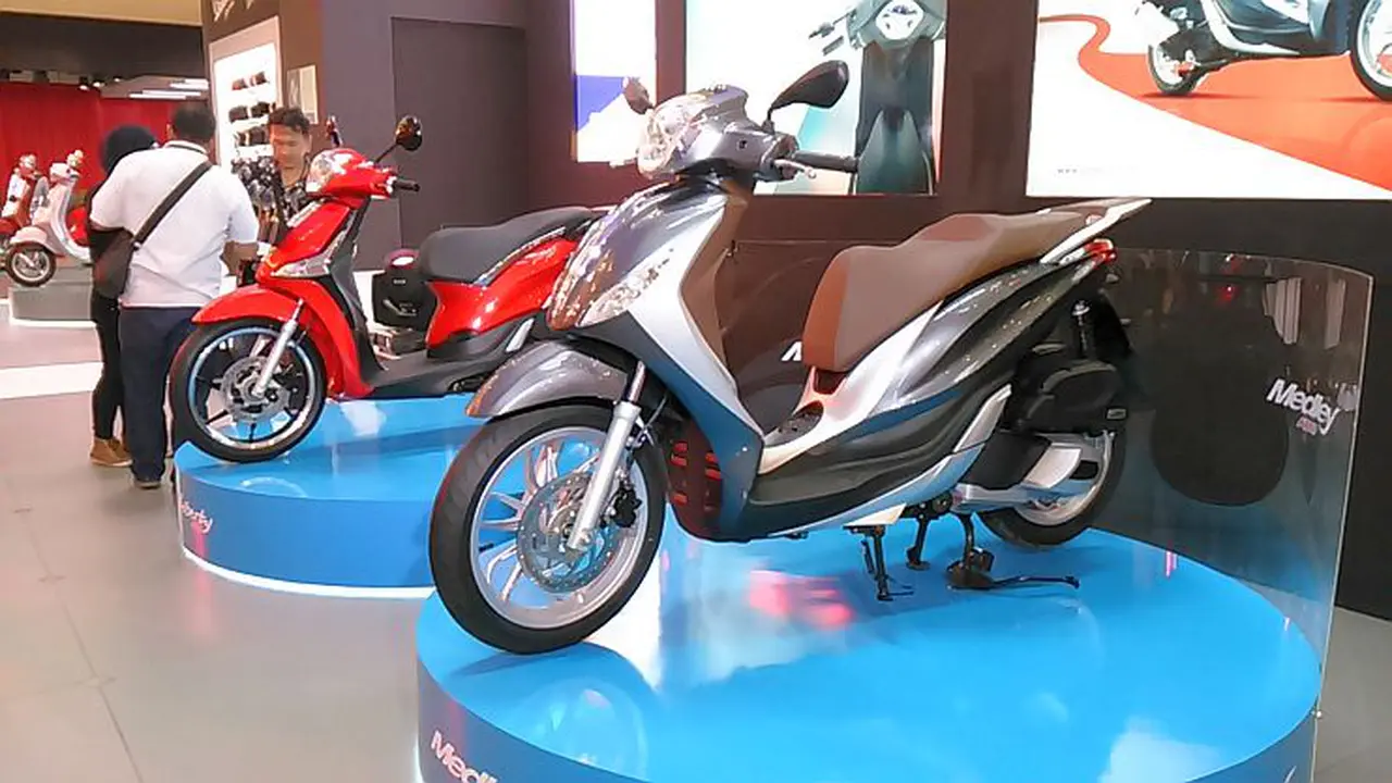 Skuter Baru Piaggio-Vespa Bonus Aksesoris