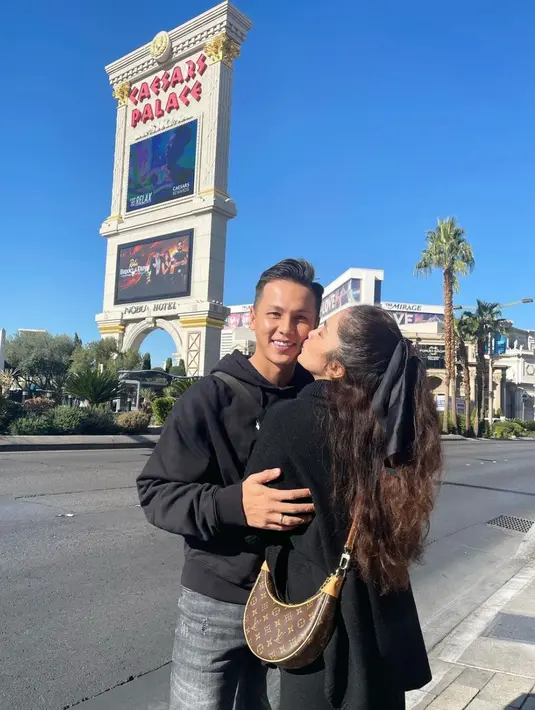 Ussy Sulistiawaty dan Andhika Pratama (Instagram/ussypratama)