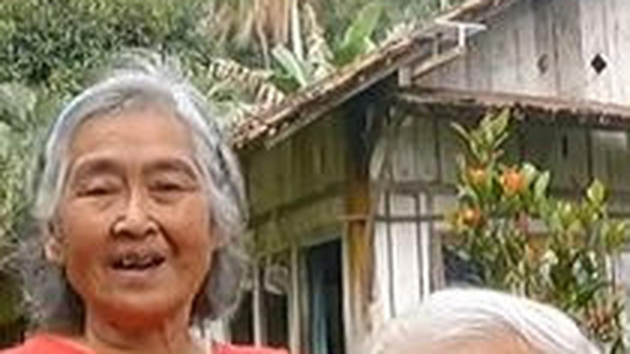 <i>"Di sini kita bisa berpikir tenang, bisa intropeksi, bisa lebih dekat kepada Tuhan, dan tidak banyak masukan-masukan, yang membuat kita kembali berbuat dosa yang harusnya sudah tidak layak kita lakukan sebagai orang tua," tambahnya.&nbsp;</i>
