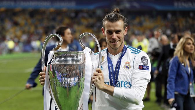 Manchester United (MU) kembali berpikir soal wacana merekrut Gareth Bale dari Real Madrid. (AP Photo/Pavel Golovkin)