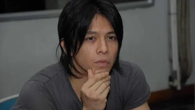Genap Berusia 39 Tahun, Ini 6 Potret Lawas Ariel NOAH di Awal Karier