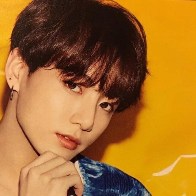 Diisukan Pacaran Dengan Jungkook Bts Seniman Tato Ini Minta Maaf Showbiz Liputan6 Com