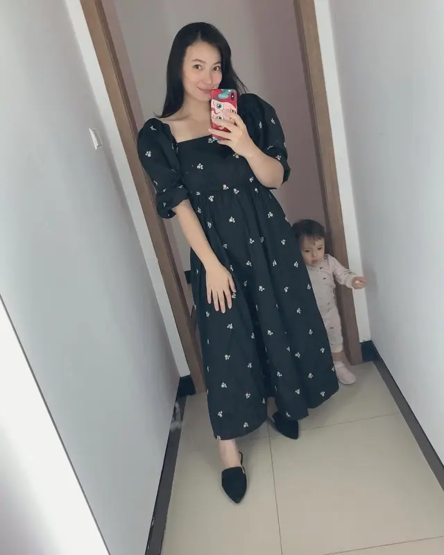 7 Potret Asmirandah tanpa makeup, bukti cantik alami meski baru bangun tidur