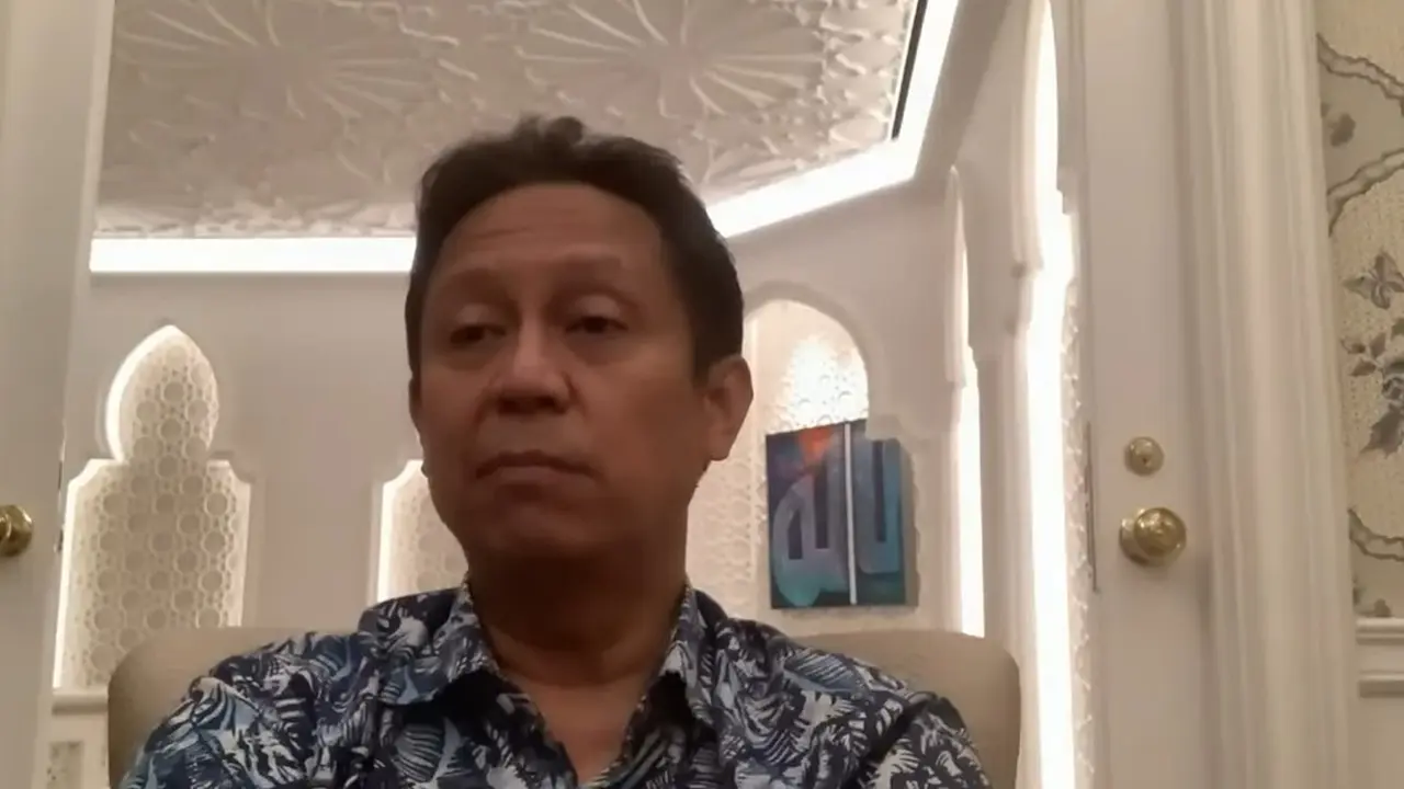 Menkes Budi