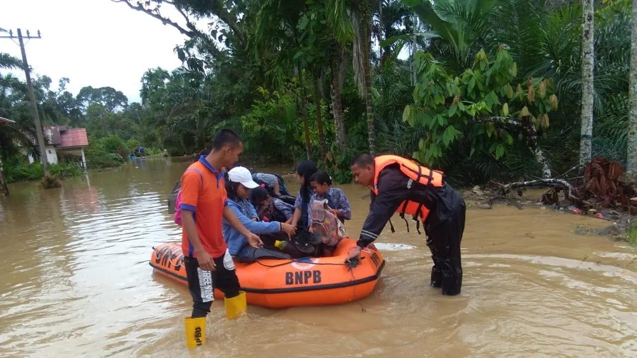Banjir di Tapanuli Tengah