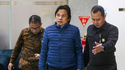 Eks Sekjen MPR Diduga Minta Fee 10 Persen dari Proyek Pengadaan