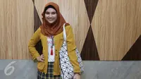 Zee Zee Shahab Terapkan Pendidikan Modern Bagi Anak