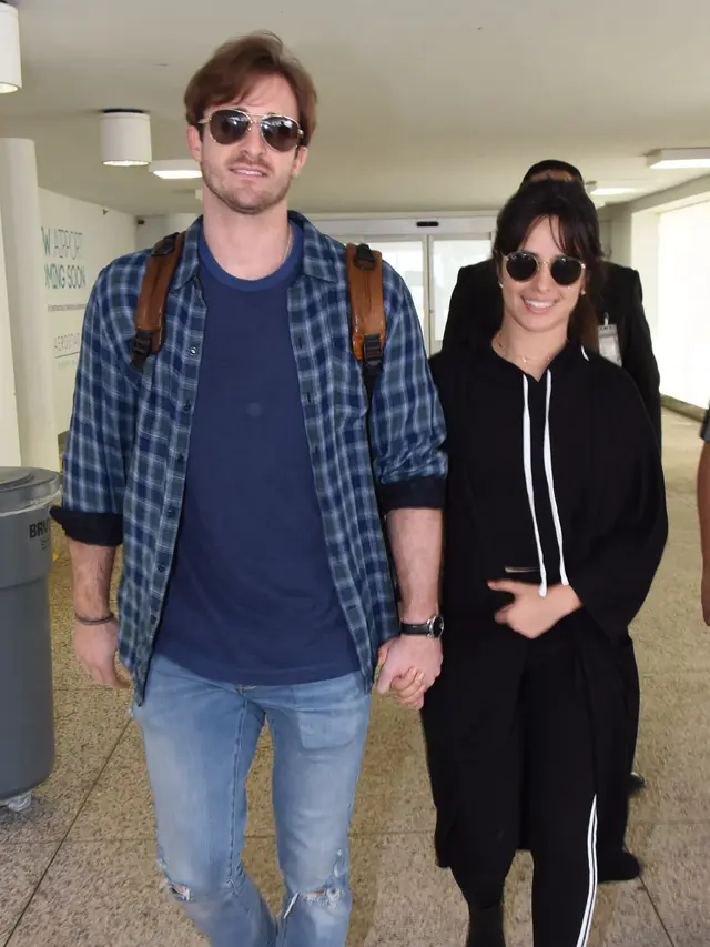 [Fimela] Camila Cabello dan Matthew Hussey