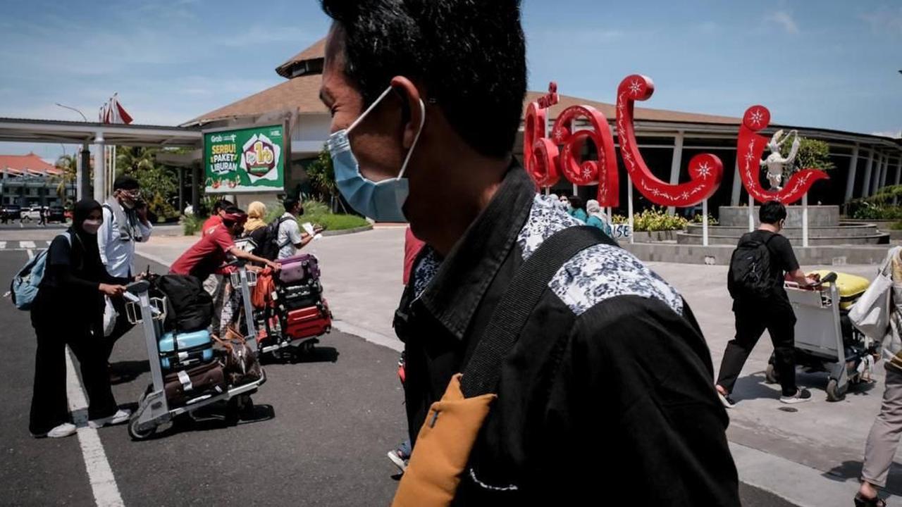 30 Ribu Turis per Hari Diprediksi Kunjungi Bali Selama Libur Nataru, Menparekraf Larang Berkerumun