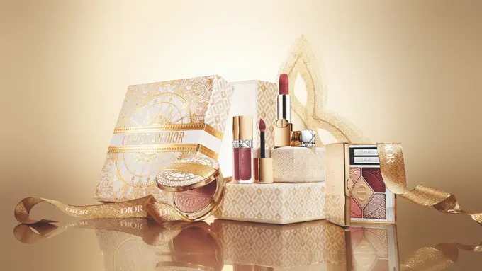 Intip Koleksi Makeup Dior Holiday 2024 yang Penuh Keanggunan dan Magis, Terinspirasi Pesta Topeng di Château