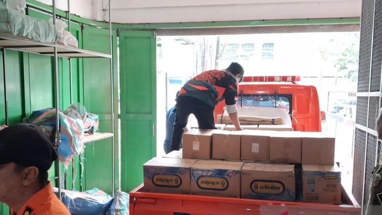 Dinsos Kota Bandung Salurkan Bantuan Mendesak untuk Korban Longsor Cisarua
