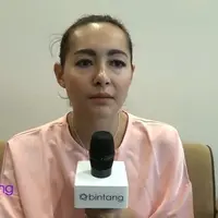 Dewi Rezer dan Marcelino Lefrandt sudah mulai memberitahukan sedikit demi sedikit soal perceraian ini kepada anak-anaknya. Bahkan, mereka berdua tidak mempermasalahkan hak asuh anak nantinya.