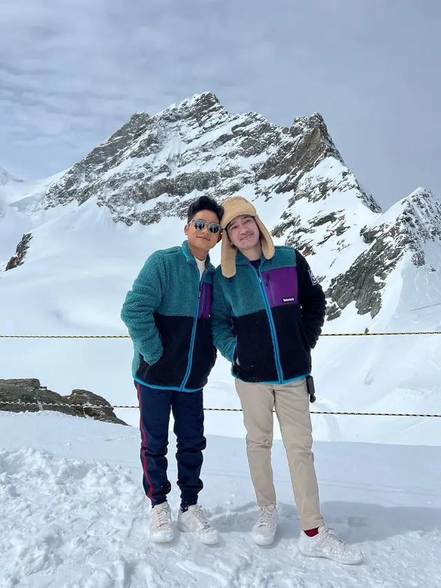 Tampil kompak, Ini 7 Momen Liburan Ruben Onsu dan Betrand Peto di Swiss