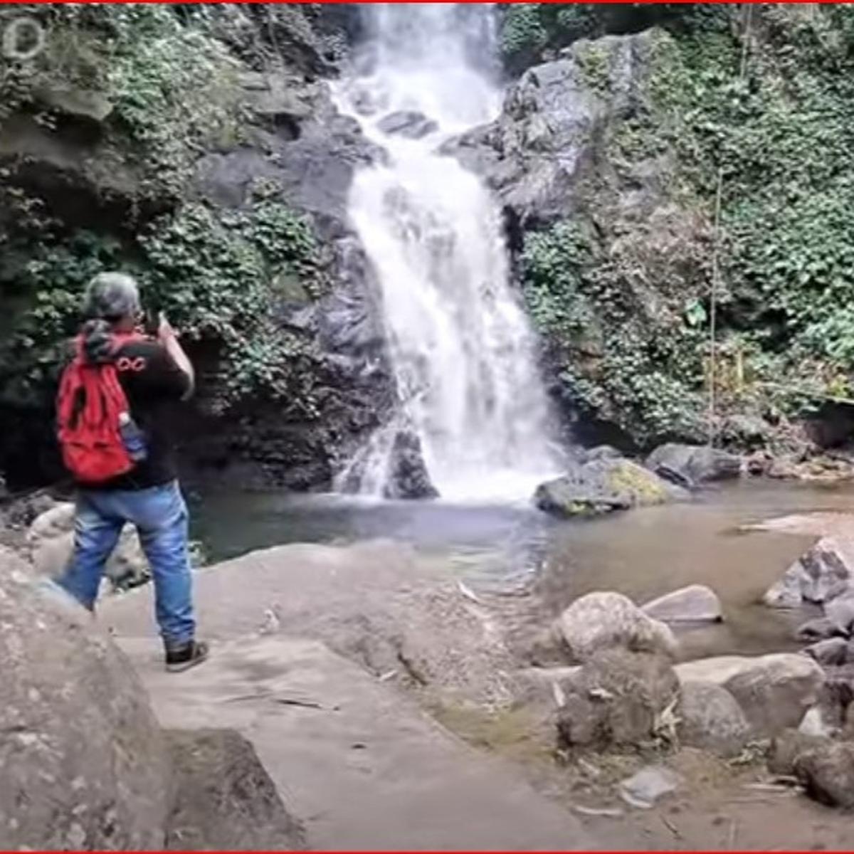 Air Terjun Sekar Langit