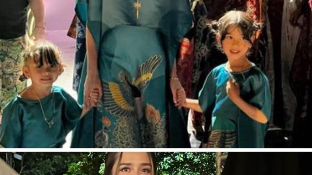 Cantiknya Yasmine Wildblood di Acara Istana Berbatik, Lenggak Lenggok Gandeng Dua Putrinya