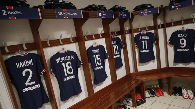 Foto interior ruang ganti PSG