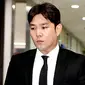 Setelah menabrak lampu pembatas jalan, Kangin `Super Junior` menghadapi persidangan.