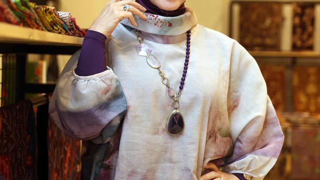 Kini Berhijab Chintami Atmanegara Tetap Cantik Di Usia Setengah Abad Ramadan Liputan6 Com