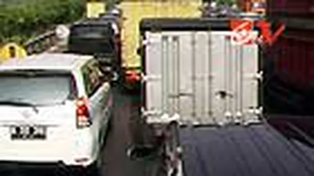 Demo Jatibening Sebabkan Macet Hingga 9 Km