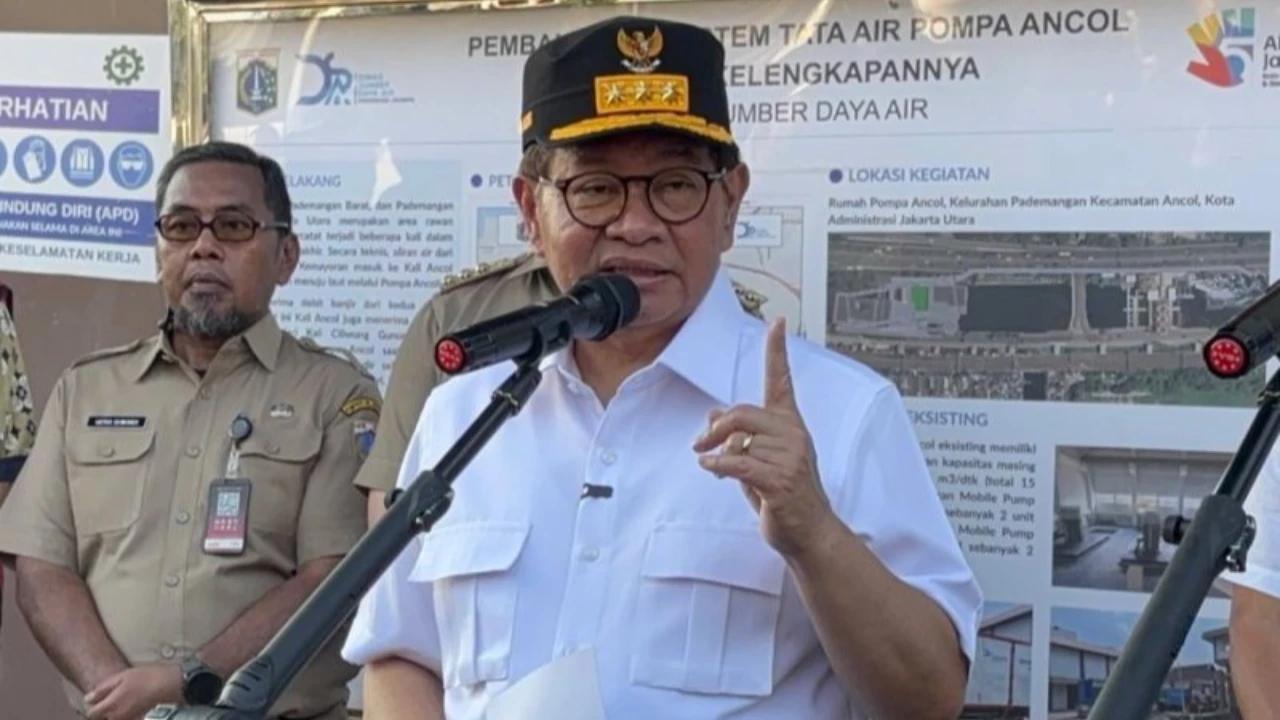 Buntut Laporan Warga di JAKI Direspons Foto AI, Pramono Bebastugaskan Lurah dan 2 Pejabat Kalisari