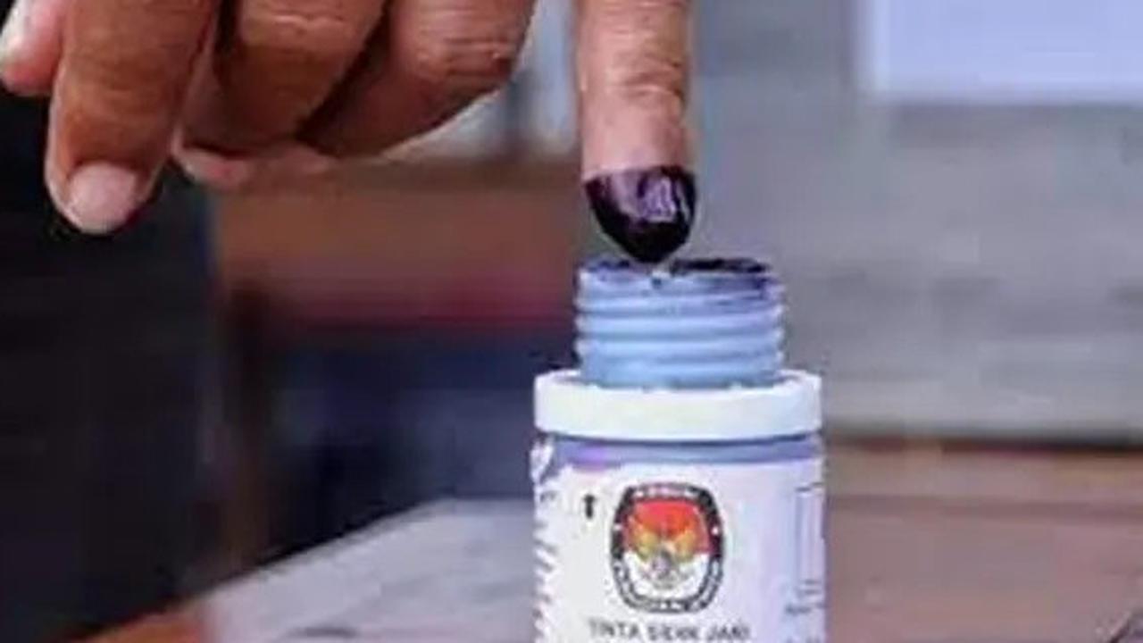 Sama-Sama buat Quick Count Internal, Paslon Nomor Urut 1 & 3 Pilkada Kota Bekasi Saling Klaim Menang
