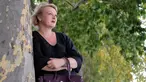 Helena Vukovic, mantan tentara transgender Serbia berada di Belgrade, Serbia, (7/9). Helena Vukovic, dipecat oleh kesatuannya karena memilih menjadi wanita tahun lalu. (REUTERS/Marko Djurica)