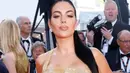 <p>Georgina Rodriguez dibawa L&rsquo;Oreal Paris untuk tampil di sesi red carpet 76th Cannes Film Festival premiere film &ldquo;L&rsquo;ete Dernier&rdquo;. [Foto: IG/georginagio].</p>