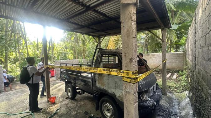 Cinta Tak Direstui, Bakar Kandang Sapi